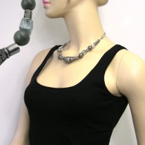 Halskette grau-seidig altsilberfarbig 45cm