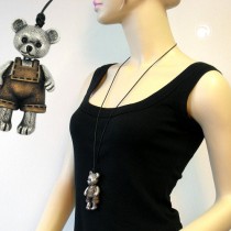 Collier Halskette Bär bicolor Hose altmessing 90cm