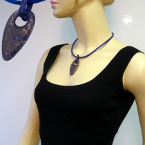 Collier Halskette Faustkeil blau Gummi blau 45cm
