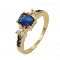 Ring mit blauen und weißen Zirkonias 3 Mikron vergoldet Größe 62