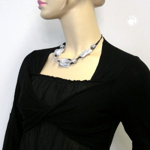Collier Halskette 3x Viereck gewellt sw-weiß-grau 45cm