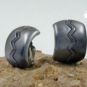 Ohrring Halbcreole blutstein Zacken