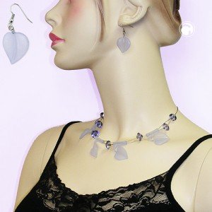 Ohrhaken Blatt hellblau matt