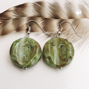 Ohrhaken Scheibe graviert oliv-türkis