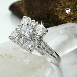 Ring Viereck mit weißen Zirkonias