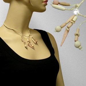Collier Halskette Bast geflochten Holzperlen 38cm