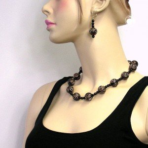 Ohrring Gravurperle schwarz-gold