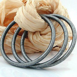 Armreif Ringspiel 75x15mm silbergrau
