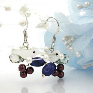 Ohrhaken kleiner Vogel mit Perlen