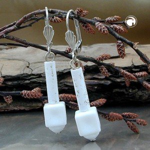 Ohrring Würfel weiß-matt silber-farbig