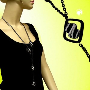 Collier Halskette Perlen schwarz-weiß matt 80cm