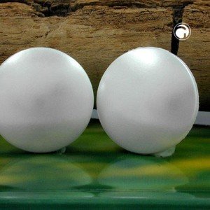 Ohrring 24mm wachsweiß Vollplastik