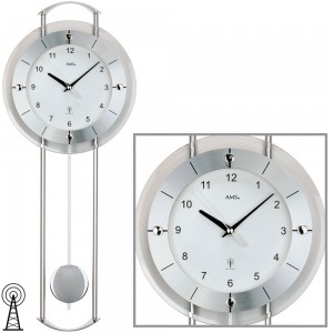 Funkwanduhr mit Pendel silbern modern Pendeluhr mit Glas Aluminium