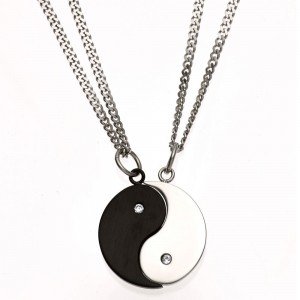 Collier Kette mit Anhänger Ying Yang 4-teilig Edelstahl 2 Zirkonia Halskette