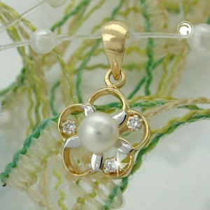 Anhänger Blume Perle Zirkonia 375 Gold