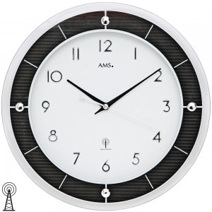 Funkwanduhr analog rund mit Glas und Carbon-Applikationen