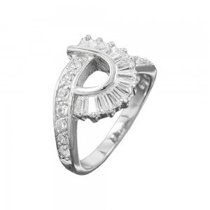 Ring mit vielen Zirkonias glänzend rhodiniert 925 Silber Größe 58