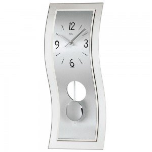 Pendeluhr Quarz mit Pendel silbern modern geschwungen mit Aluminium