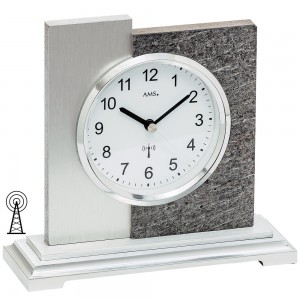 AMS Tischuhr Funk silbern modern in Naturstein-Optik mit Aluminium Auflage