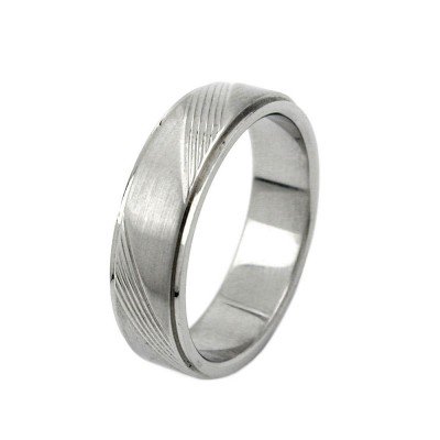Ring Edelstahl Streifen schräg