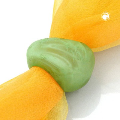 Tuchperle oval mintgrün-marmoriert